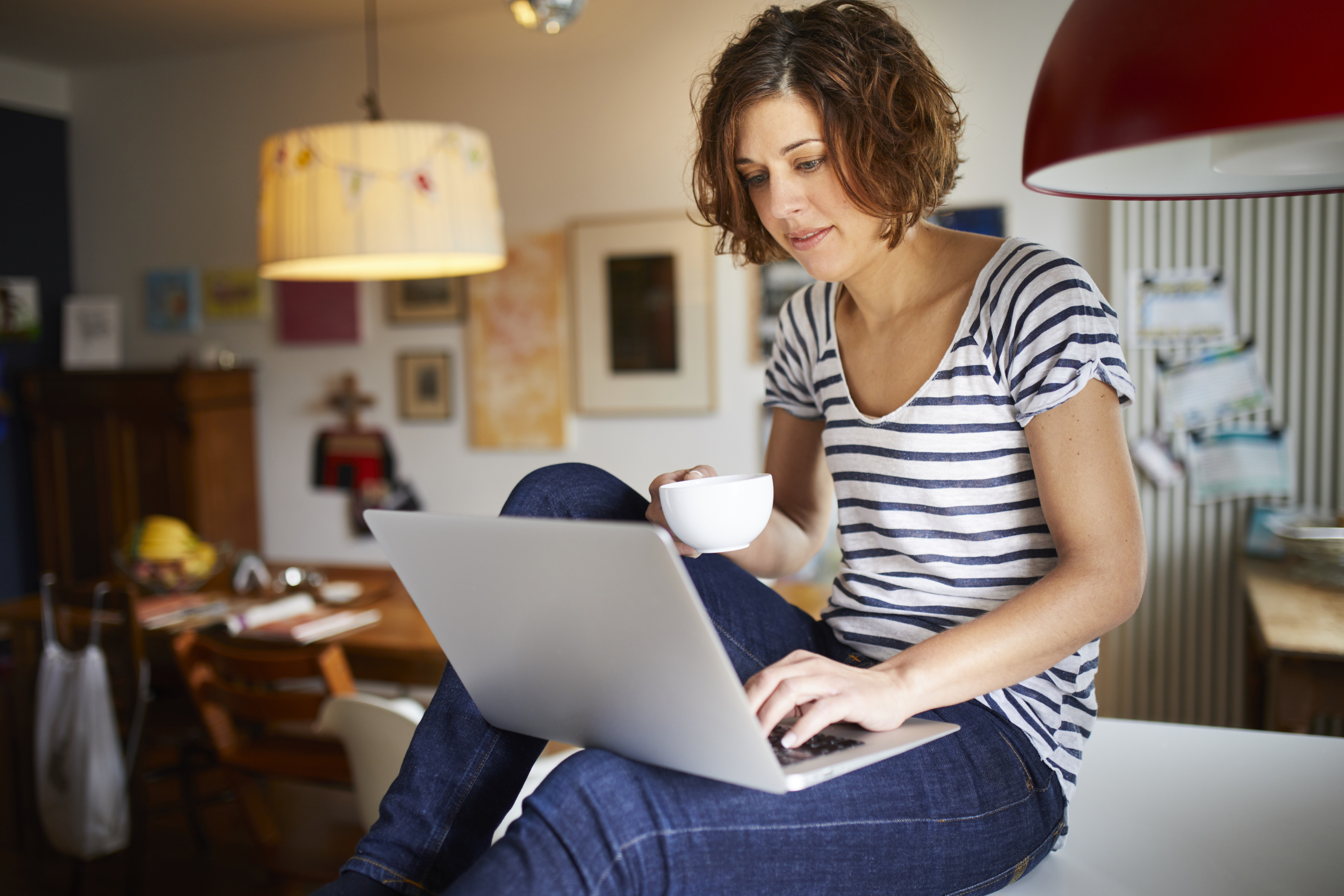 women on her computer